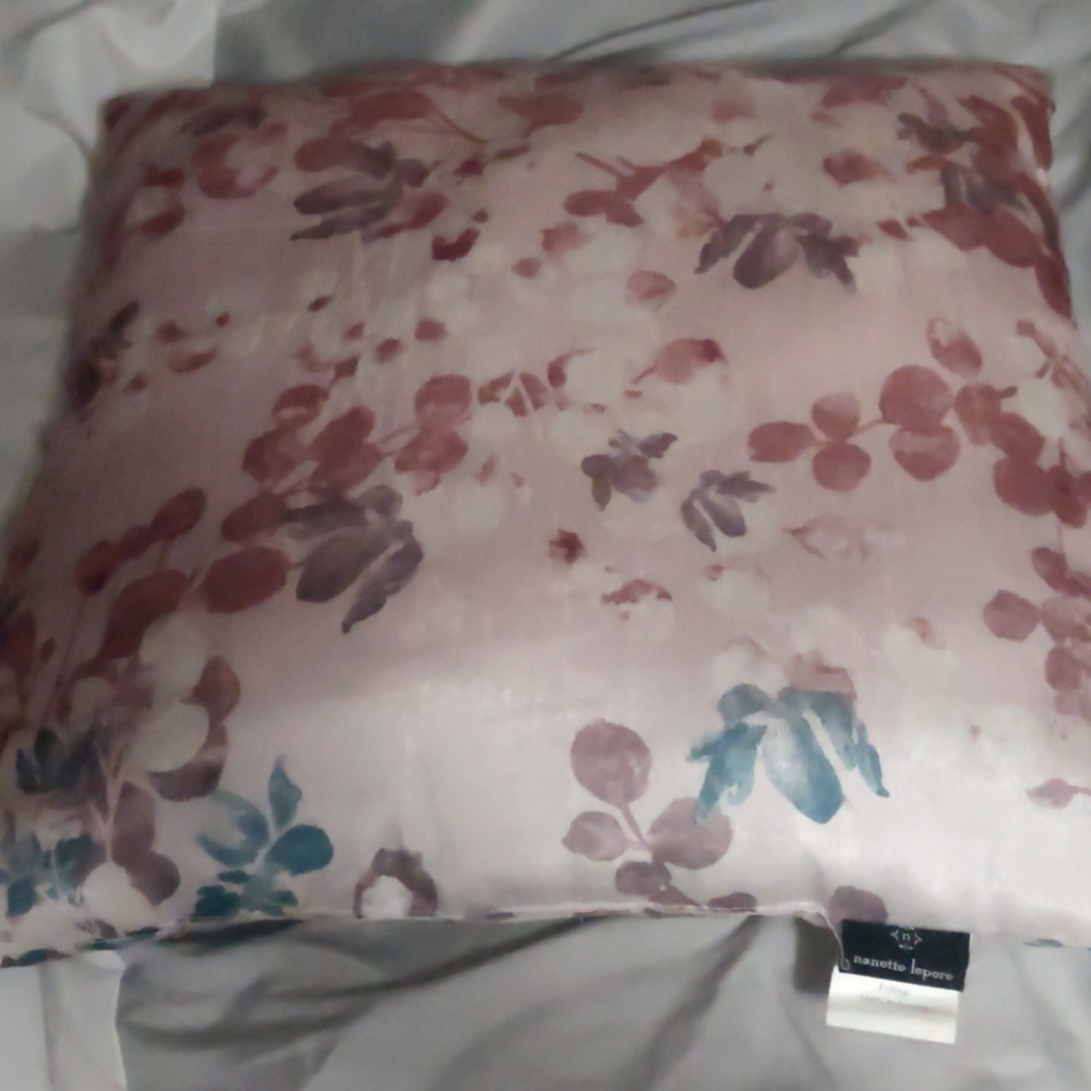Pink flower pillows